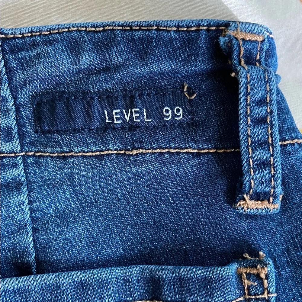 LEVEL 99 STRAIGHT LEG JEANS 29” Waist - Picture 5 of 10